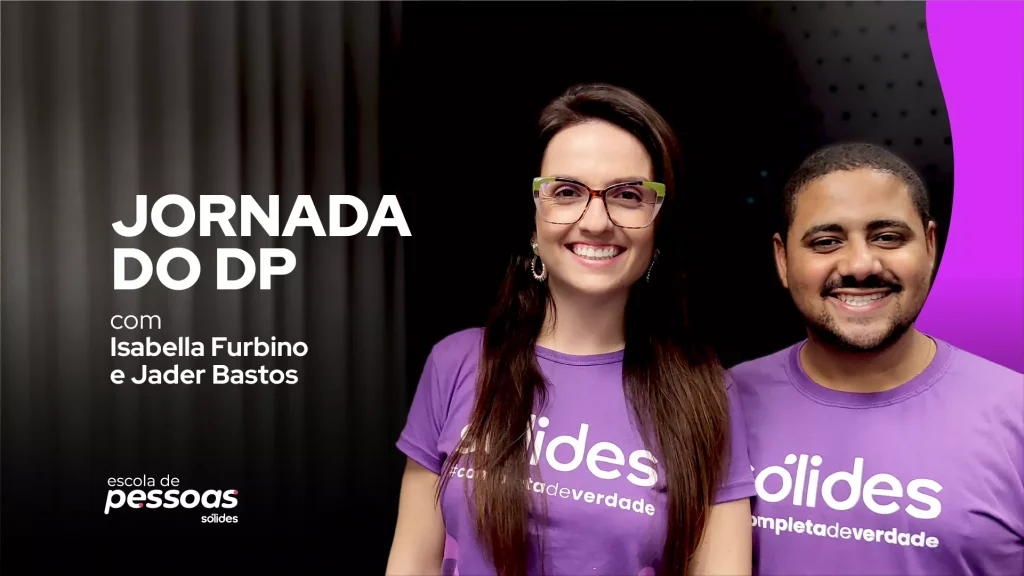Professores Jader e Isabella ministrando o curso de departamento pessoal